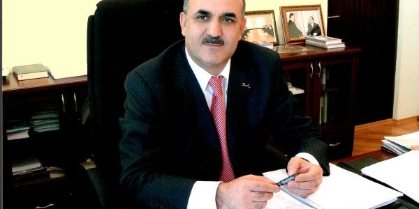 Qurban Məmmədov Səlim Müslümova təşəkkür etdi